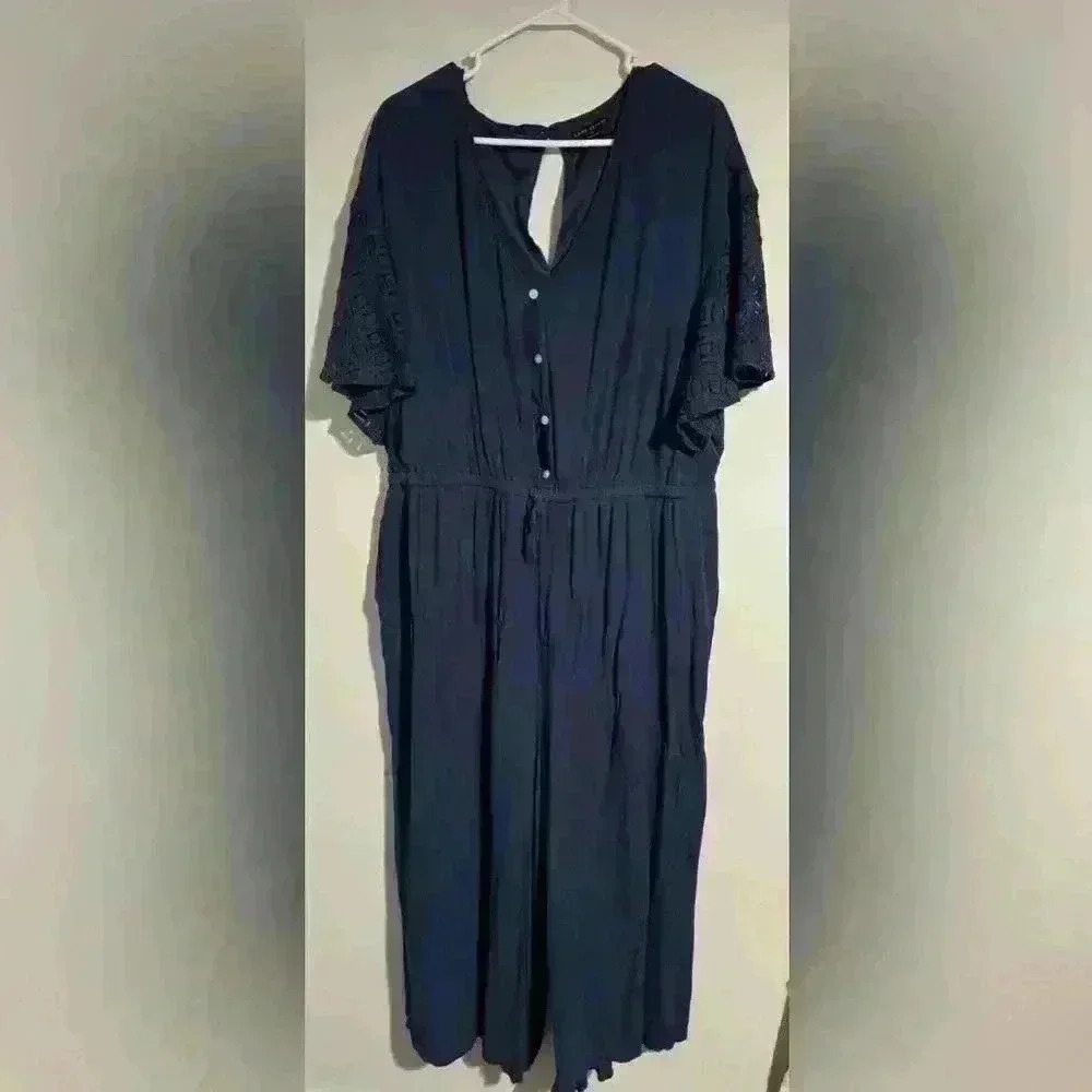 Women’s size 20 Lane Bryant lined wide leg jumpsuit with pockets EUC